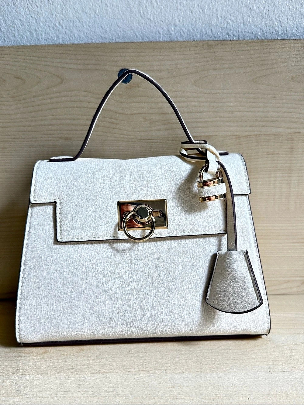 Bag in White